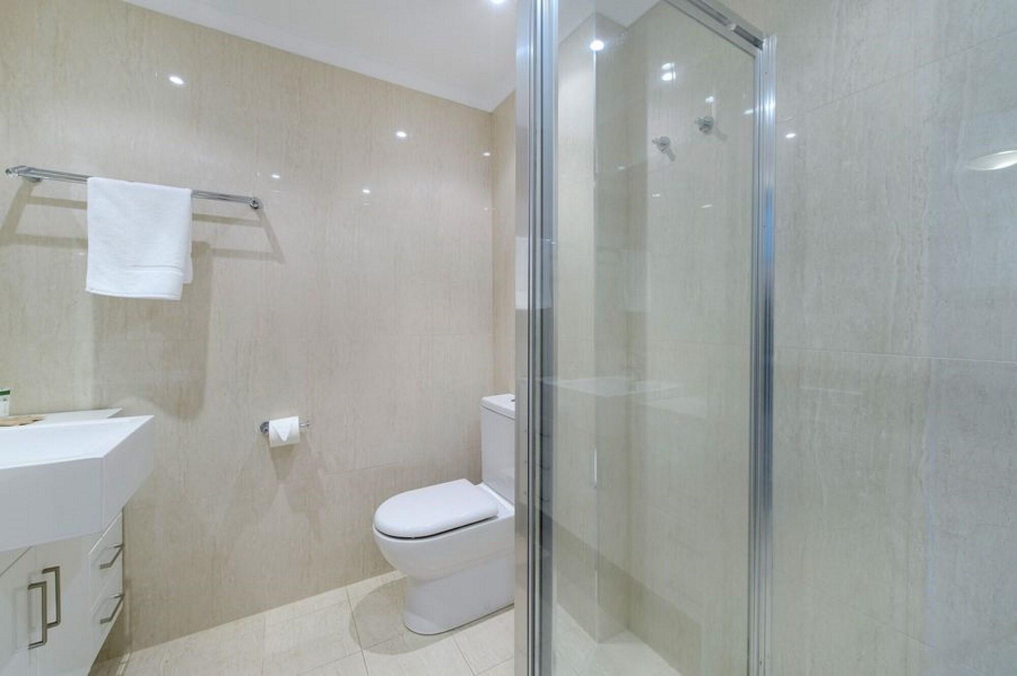 South Pacific Apartments พอร์ตแมคควอรี ภายนอก รูปภาพ